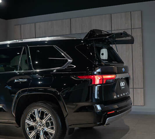 Черный Тойота Секвойя, объемом двигателя 3.45 л и пробегом 3 тыс. км за 145000 $, фото 7 на Automoto.ua