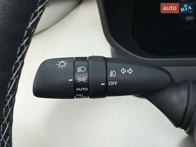 Черный Тойота Секвойя, объемом двигателя 3.5 л и пробегом 1 тыс. км за 150000 $, фото 75 на Automoto.ua