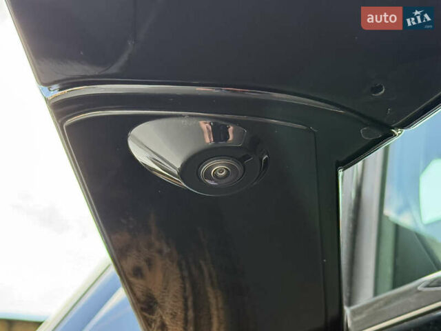 Черный Тойота Секвойя, объемом двигателя 3.5 л и пробегом 1 тыс. км за 150000 $, фото 39 на Automoto.ua