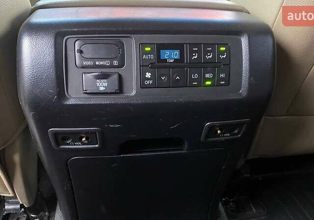 Фіолетовий Тойота Секвойя, об'ємом двигуна 5.66 л та пробігом 360 тис. км за 22000 $, фото 30 на Automoto.ua