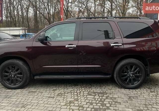 Фіолетовий Тойота Секвойя, об'ємом двигуна 5.66 л та пробігом 360 тис. км за 22000 $, фото 4 на Automoto.ua