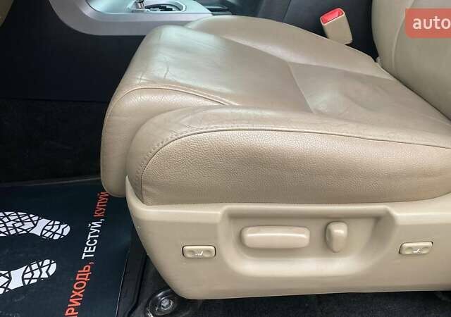 Фіолетовий Тойота Секвойя, об'ємом двигуна 5.66 л та пробігом 360 тис. км за 22000 $, фото 19 на Automoto.ua