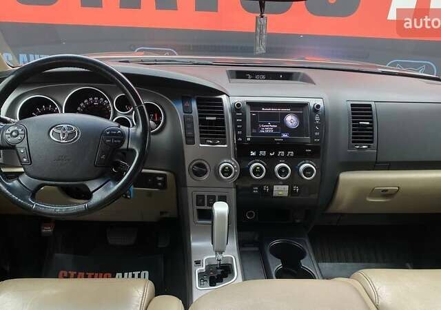 Фіолетовий Тойота Секвойя, об'ємом двигуна 5.66 л та пробігом 360 тис. км за 22000 $, фото 33 на Automoto.ua