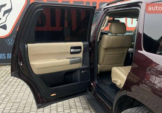 Фіолетовий Тойота Секвойя, об'ємом двигуна 5.66 л та пробігом 360 тис. км за 22000 $, фото 27 на Automoto.ua