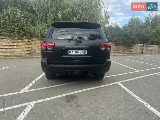 Червоний Тойота Секвойя, об'ємом двигуна 5.66 л та пробігом 120 тис. км за 47700 $, фото 7 на Automoto.ua