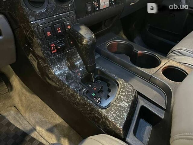 Тойота Секвойя, об'ємом двигуна 0 л та пробігом 200 тис. км за 30000 $, фото 12 на Automoto.ua