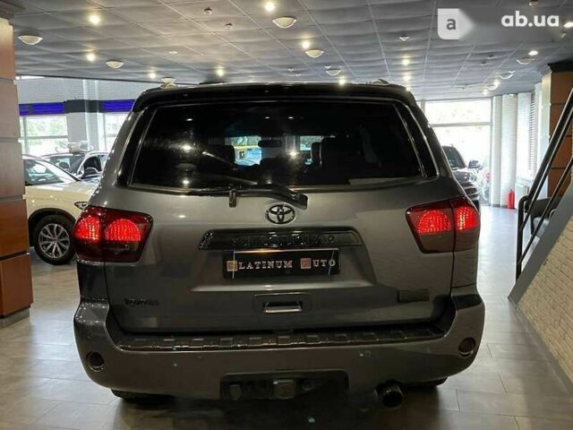 Тойота Секвойя, об'ємом двигуна 0 л та пробігом 200 тис. км за 30000 $, фото 25 на Automoto.ua
