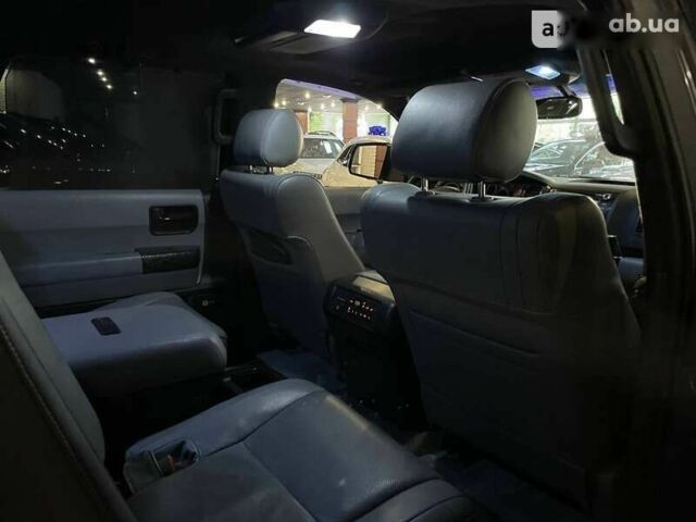 Тойота Секвойя, об'ємом двигуна 0 л та пробігом 200 тис. км за 30000 $, фото 26 на Automoto.ua