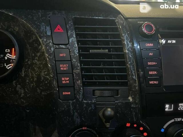 Тойота Секвойя, об'ємом двигуна 0 л та пробігом 200 тис. км за 30000 $, фото 23 на Automoto.ua
