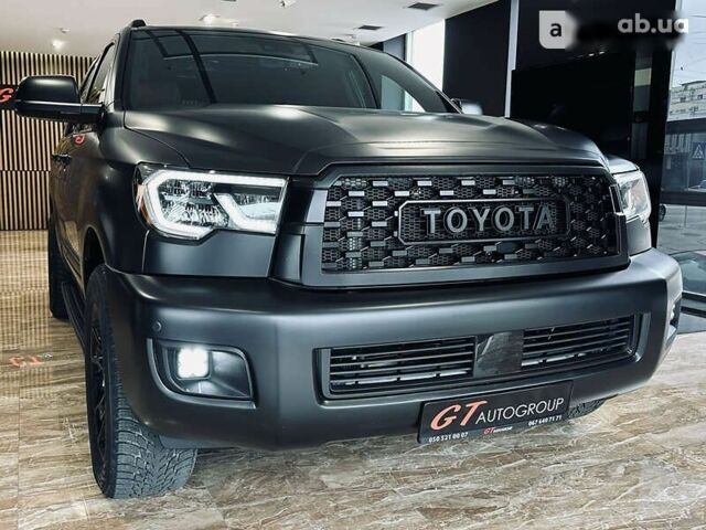 Тойота Секвойя, об'ємом двигуна 5.7 л та пробігом 7 тис. км за 54900 $, фото 1 на Automoto.ua
