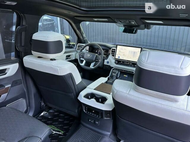Тойота Секвойя, об'ємом двигуна 0 л та пробігом 2 тис. км за 149700 $, фото 18 на Automoto.ua