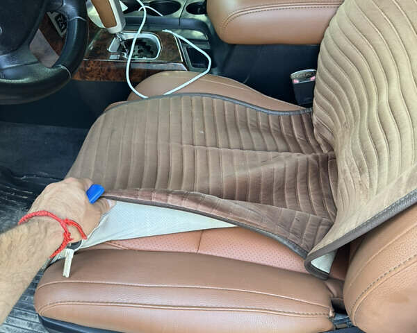 Тойота Секвойя, объемом двигателя 5.7 л и пробегом 375 тыс. км за 23500 $, фото 4 на Automoto.ua