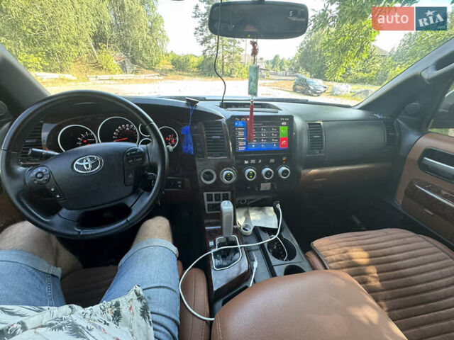 Тойота Секвойя, объемом двигателя 5.7 л и пробегом 375 тыс. км за 23500 $, фото 7 на Automoto.ua