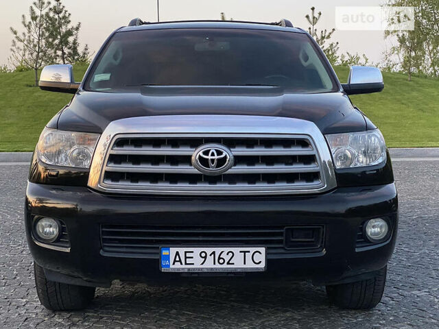 Тойота Секвойя, об'ємом двигуна 5.7 л та пробігом 200 тис. км за 21500 $, фото 31 на Automoto.ua