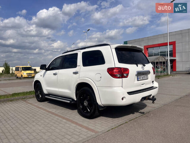 Тойота Секвойя, объемом двигателя 5.7 л и пробегом 162 тыс. км за 28000 $, фото 3 на Automoto.ua