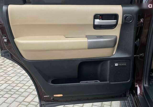 Тойота Секвойя, объемом двигателя 0 л и пробегом 360 тыс. км за 22500 $, фото 29 на Automoto.ua