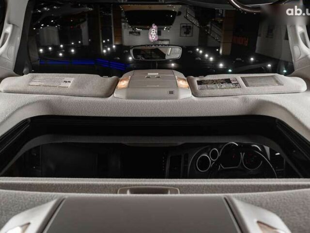 Тойота Секвойя, об'ємом двигуна 5.7 л та пробігом 330 тис. км за 34900 $, фото 25 на Automoto.ua