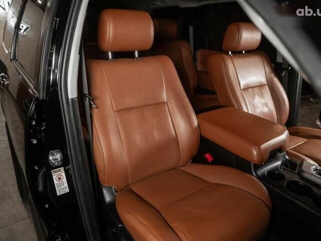 Тойота Секвойя, об'ємом двигуна 5.7 л та пробігом 330 тис. км за 34900 $, фото 21 на Automoto.ua