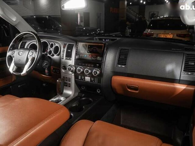 Тойота Секвойя, об'ємом двигуна 5.7 л та пробігом 330 тис. км за 34900 $, фото 24 на Automoto.ua