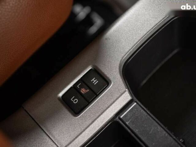 Тойота Секвойя, об'ємом двигуна 5.7 л та пробігом 330 тис. км за 34900 $, фото 12 на Automoto.ua