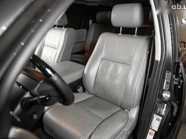 Тойота Секвойя, объемом двигателя 0 л и пробегом 48 тыс. км за 46900 $, фото 17 на Automoto.ua
