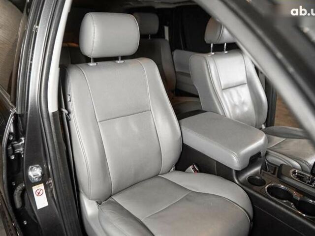 Тойота Секвойя, объемом двигателя 0 л и пробегом 48 тыс. км за 46900 $, фото 18 на Automoto.ua