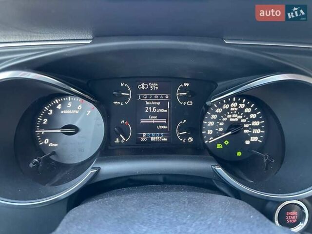 Тойота Секвойя, объемом двигателя 5.66 л и пробегом 140 тыс. км за 46900 $, фото 17 на Automoto.ua