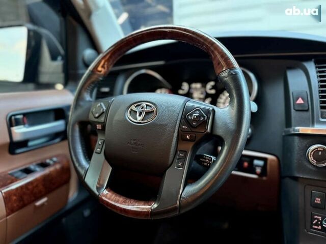Тойота Секвойя, объемом двигателя 0 л и пробегом 82 тыс. км за 63900 $, фото 24 на Automoto.ua