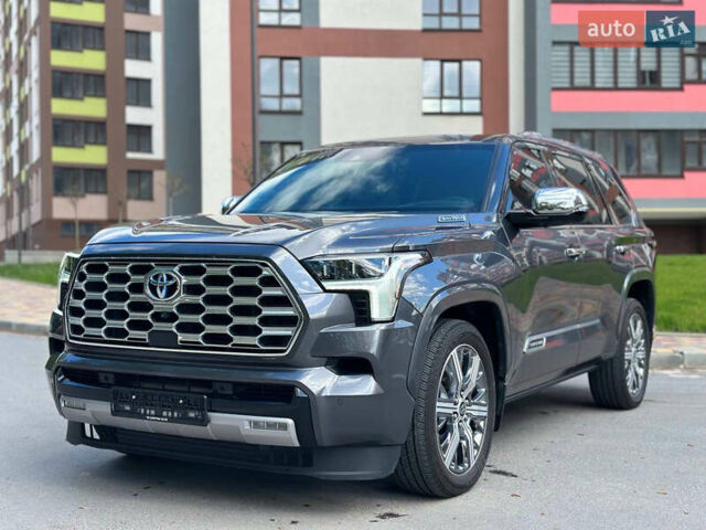 Тойота Секвойя, объемом двигателя 3.45 л и пробегом 50 тыс. км за 127777 $, фото 2 на Automoto.ua