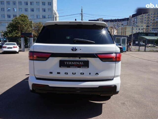 Тойота Секвойя, объемом двигателя 0 л и пробегом 16 тыс. км за 119000 $, фото 5 на Automoto.ua