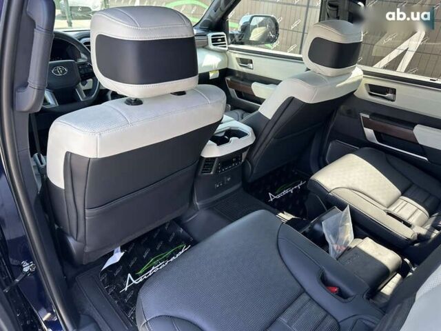 Тойота Секвойя, объемом двигателя 0 л и пробегом 2 тыс. км за 160000 $, фото 28 на Automoto.ua