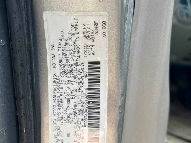 Тойота Секвойя 2003 в Киеве на Automoto.ua Серый Тойота Секвойя, объемом двигателя 4.7 л и пробегом 242 тыс. км за 6867 $, фото 12 на Automoto.ua