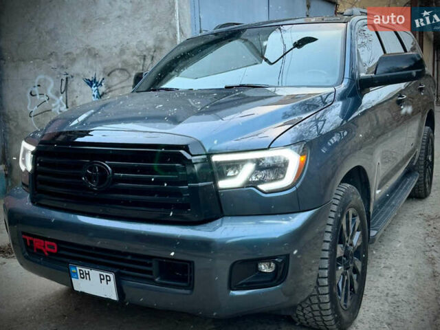 Сірий Тойота Секвойя, об'ємом двигуна 5.7 л та пробігом 200 тис. км за 23500 $, фото 2 на Automoto.ua