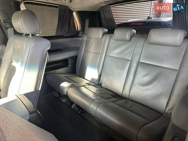 Серый Тойота Секвойя, объемом двигателя 5.7 л и пробегом 289 тыс. км за 22200 $, фото 16 на Automoto.ua