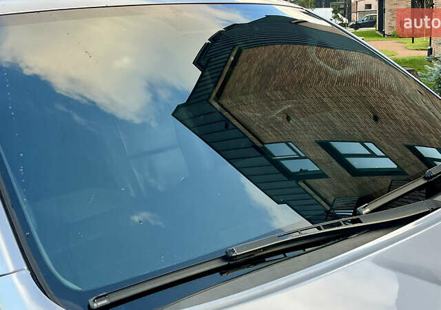 Серый Тойота Секвойя, объемом двигателя 5.7 л и пробегом 185 тыс. км за 24500 $, фото 12 на Automoto.ua