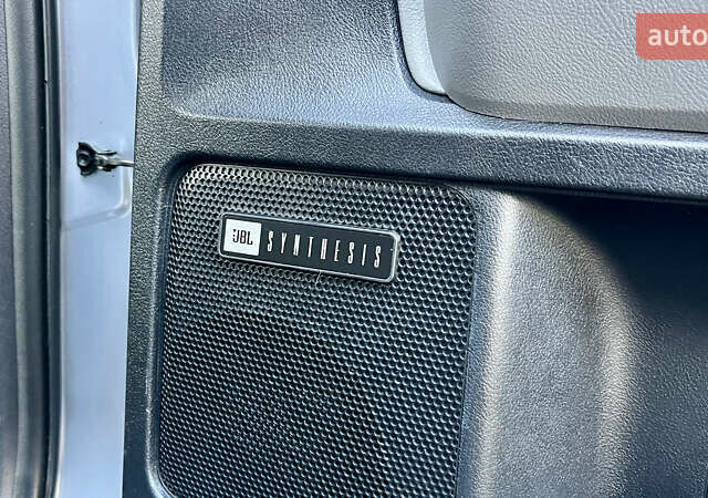 Серый Тойота Секвойя, объемом двигателя 5.7 л и пробегом 185 тыс. км за 24500 $, фото 59 на Automoto.ua