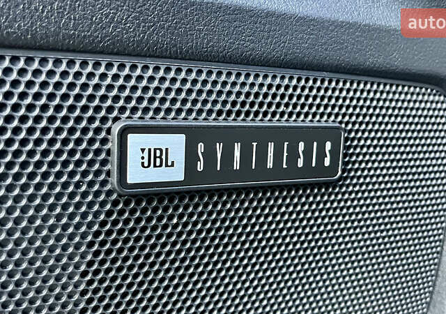 Серый Тойота Секвойя, объемом двигателя 5.7 л и пробегом 185 тыс. км за 24500 $, фото 82 на Automoto.ua