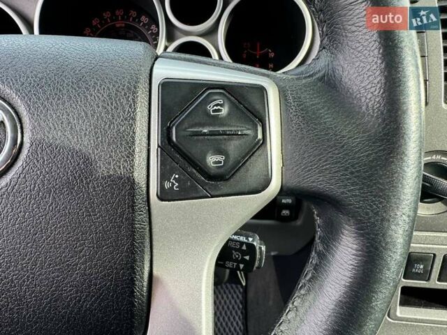 Серый Тойота Секвойя, объемом двигателя 5.66 л и пробегом 228 тыс. км за 27990 $, фото 19 на Automoto.ua