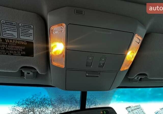 Серый Тойота Секвойя, объемом двигателя 5.7 л и пробегом 171 тыс. км за 32500 $, фото 22 на Automoto.ua