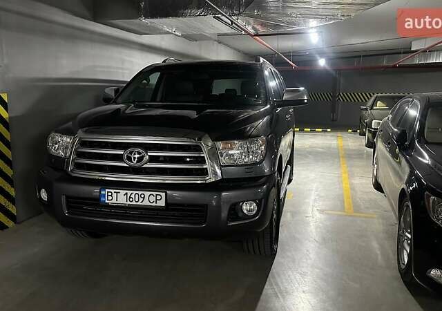 Серый Тойота Секвойя, объемом двигателя 5.7 л и пробегом 171 тыс. км за 32500 $, фото 32 на Automoto.ua