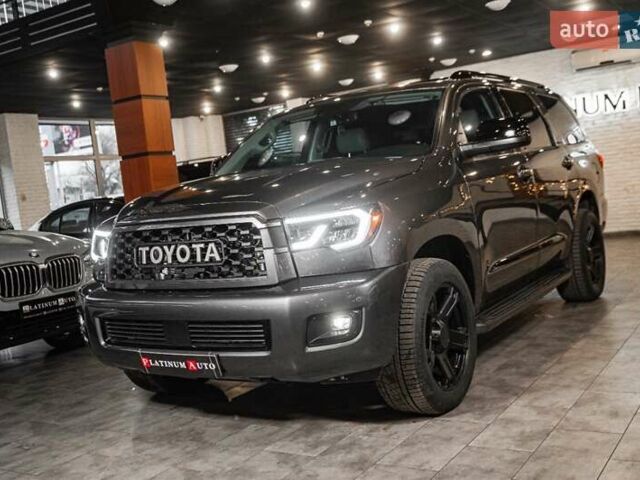Серый Тойота Секвойя, объемом двигателя 5.66 л и пробегом 48 тыс. км за 49500 $, фото 63 на Automoto.ua