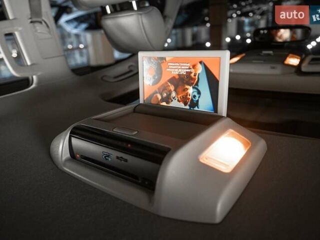 Серый Тойота Секвойя, объемом двигателя 5.66 л и пробегом 48 тыс. км за 49500 $, фото 29 на Automoto.ua