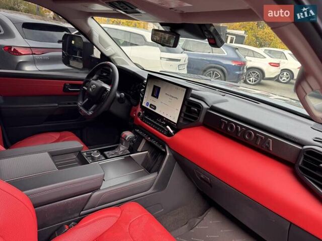 Серый Тойота Секвойя, объемом двигателя 3.45 л и пробегом 34 тыс. км за 109900 $, фото 17 на Automoto.ua