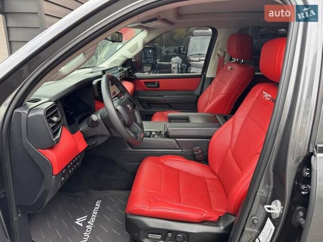 Серый Тойота Секвойя, объемом двигателя 3.45 л и пробегом 34 тыс. км за 109900 $, фото 8 на Automoto.ua