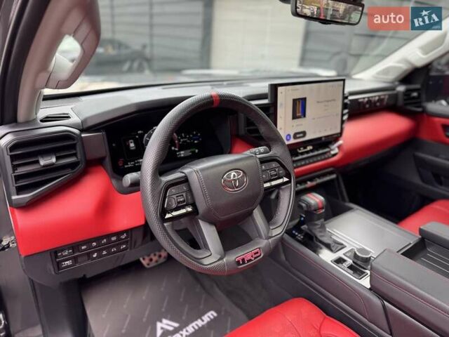 Серый Тойота Секвойя, объемом двигателя 3.45 л и пробегом 34 тыс. км за 109900 $, фото 21 на Automoto.ua