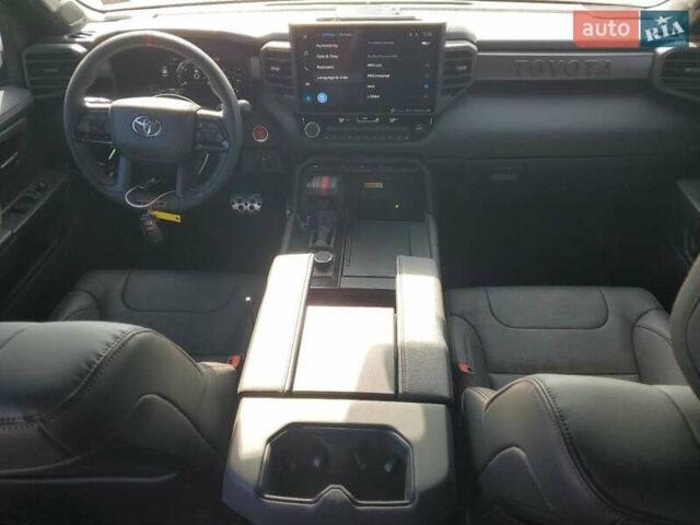 Серый Тойота Секвойя, объемом двигателя 0 л и пробегом 52 тыс. км за 91000 $, фото 7 на Automoto.ua