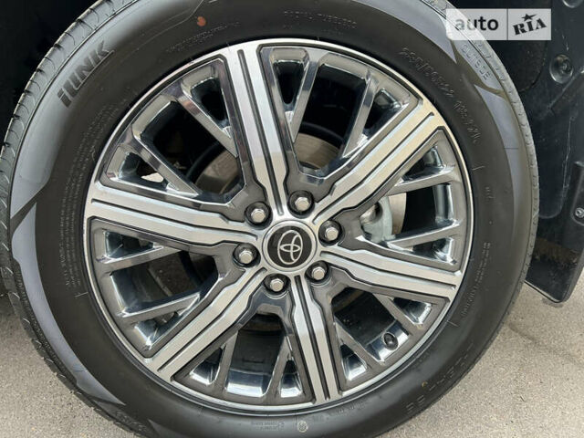 Синий Тойота Секвойя, объемом двигателя 3.45 л и пробегом 13 тыс. км за 97000 $, фото 19 на Automoto.ua