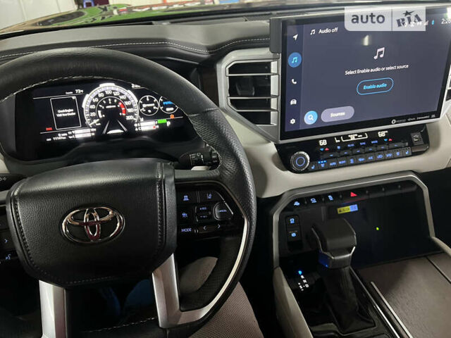 Синий Тойота Секвойя, объемом двигателя 3.45 л и пробегом 13 тыс. км за 97000 $, фото 7 на Automoto.ua