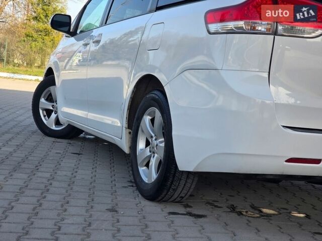 Білий Тойота Сієнна, об'ємом двигуна 3.46 л та пробігом 152 тис. км за 15000 $, фото 19 на Automoto.ua