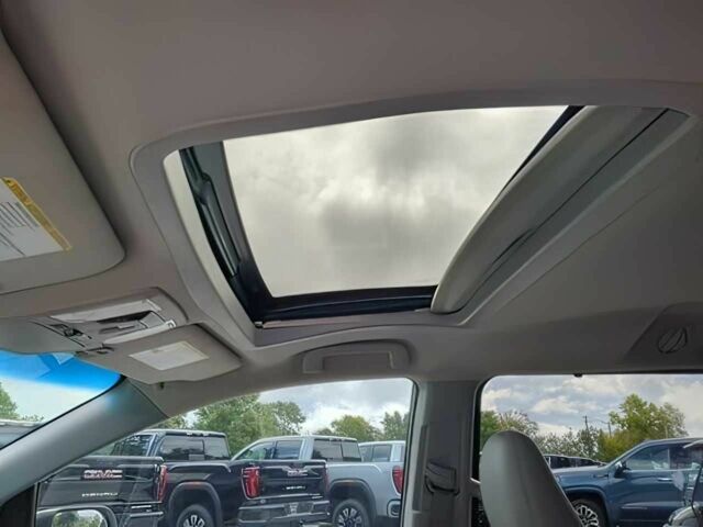 Белый Тойота Сиенна, объемом двигателя 3.5 л и пробегом 78 тыс. км за 13600 $, фото 9 на Automoto.ua